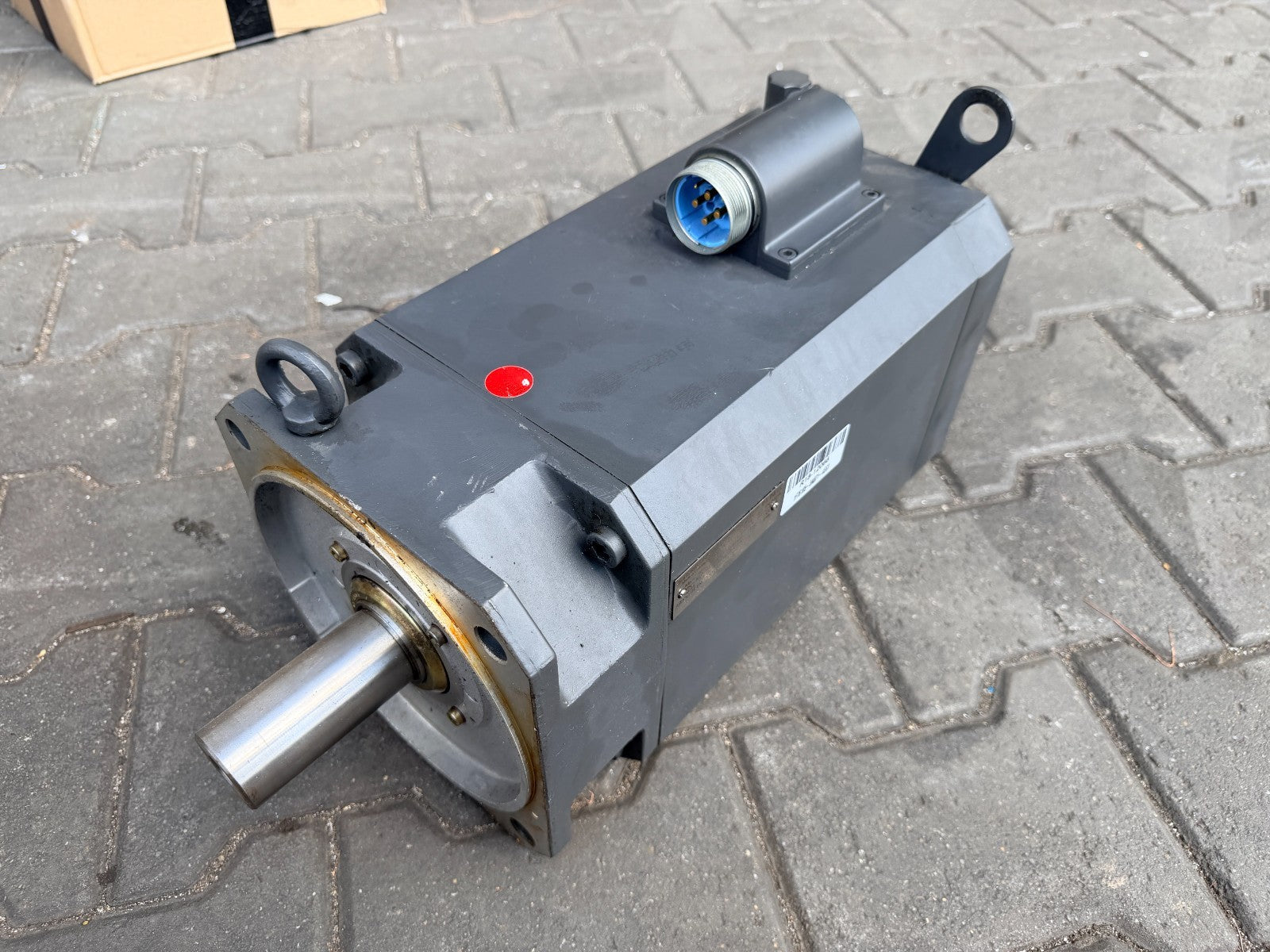 SIEMENS	BRUSHLESS SERVOMOTOR	1FT6105-8AB71-4EG1