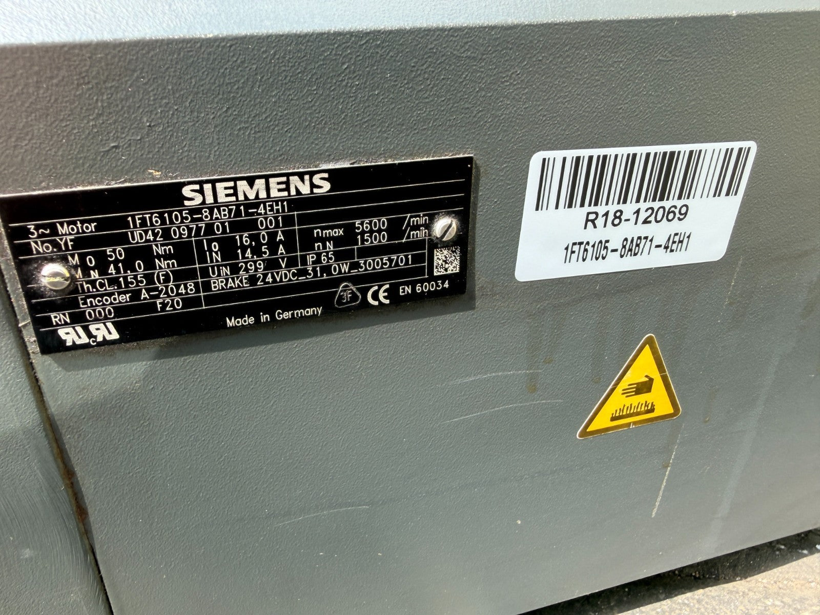SIEMENS	1FT6105-8AB71-4EH1