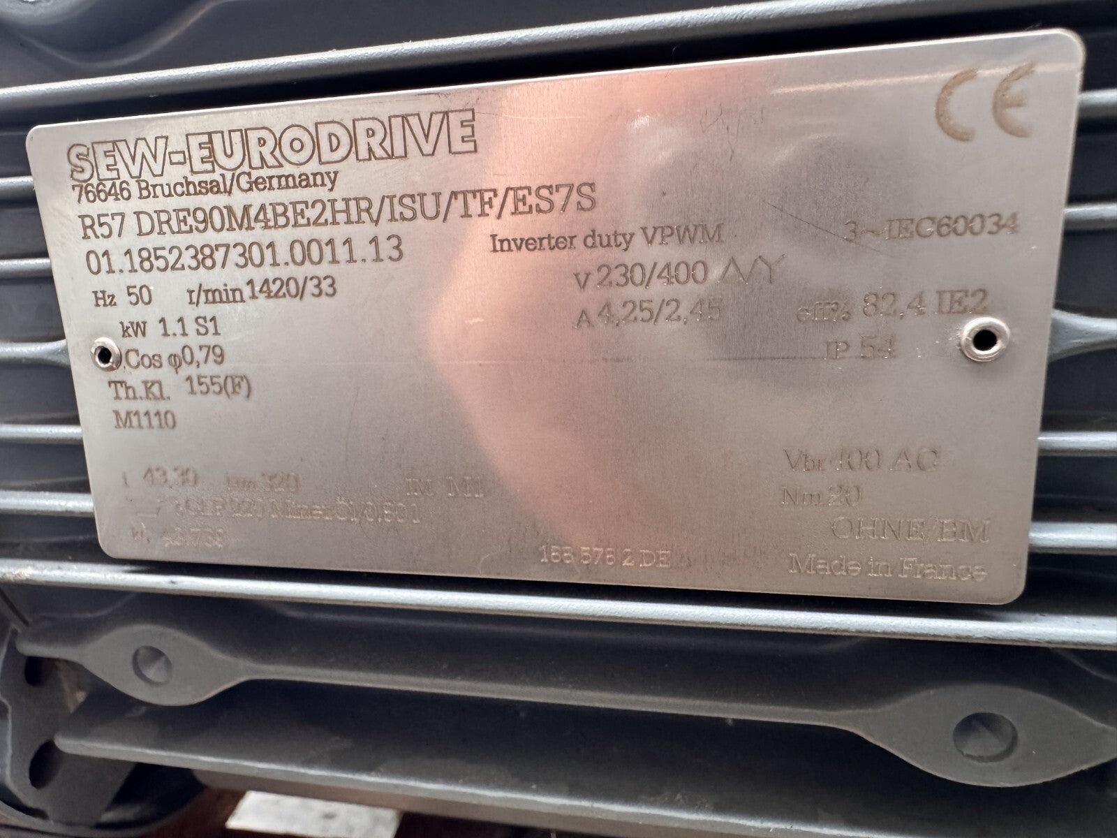 Sew	R57 dre90m4be2hr/isu/tf/es7s