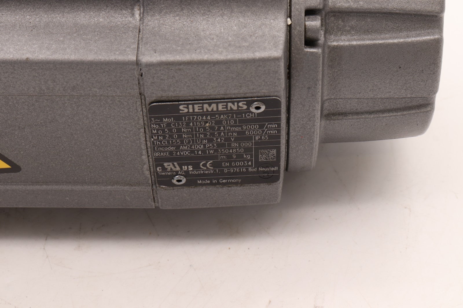 SIEMENS	3 PHASE MOTOR 	1FT7044-5AK71-1CH1