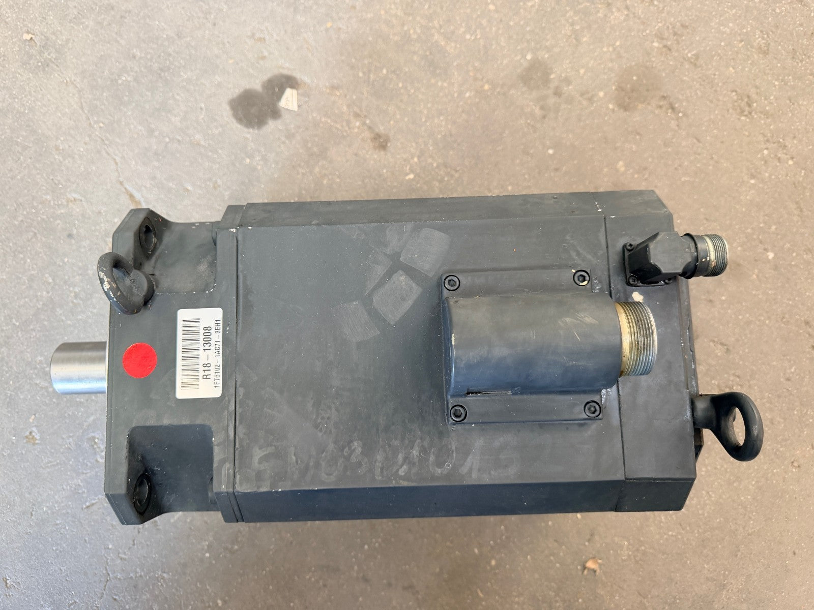 SIEMENS	3 PHASE PERMANENT MAGNET MOTOR	1FT6102-1AC71-3EH1