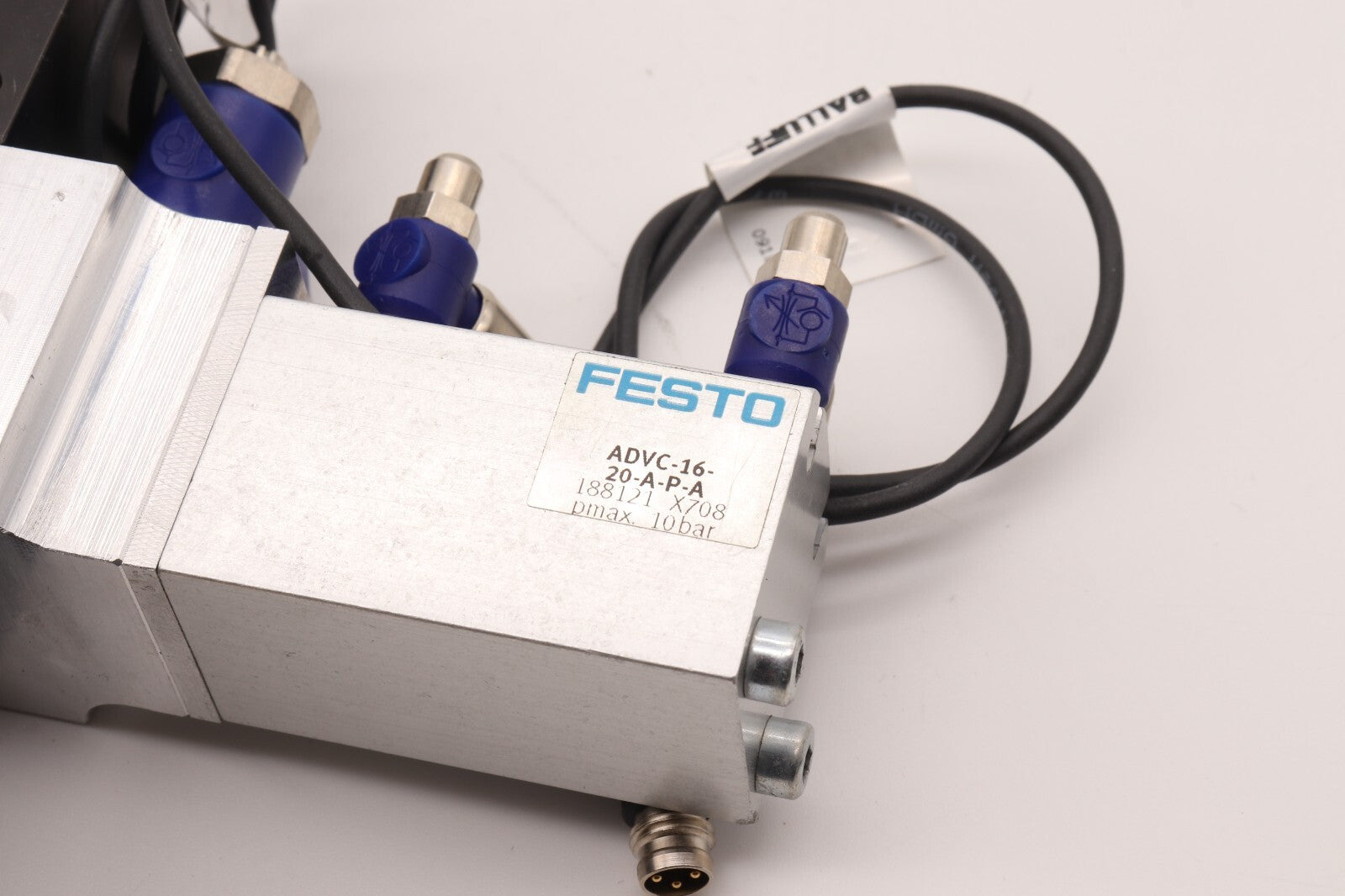 FESTO ADVC-16-20-A-P-A BALLUFF BMF 303K-PS-C-2-S49--00,3 BMF003H