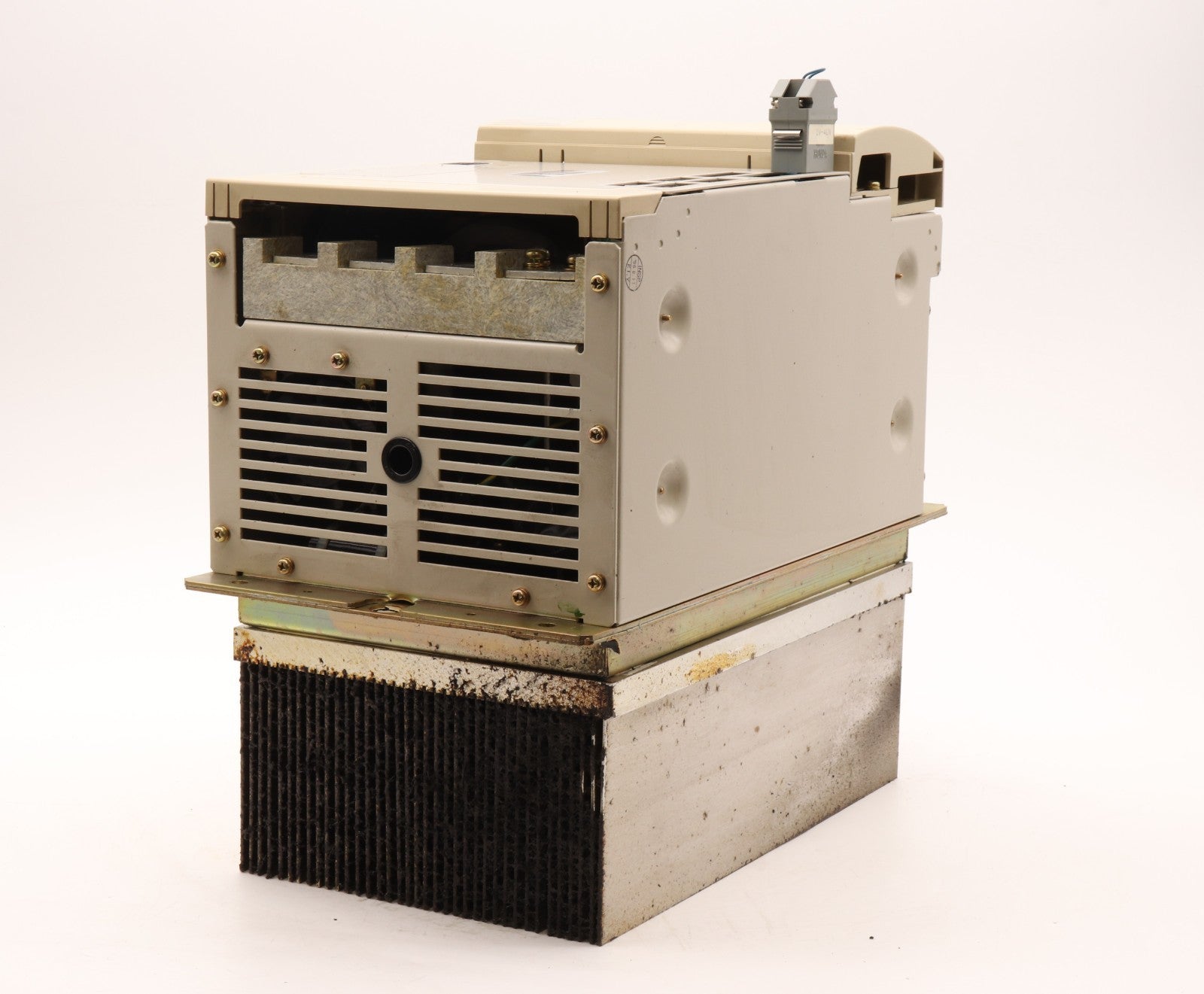 YASKAWA	INVERTER VS-626M5	CIMR-M5N2030