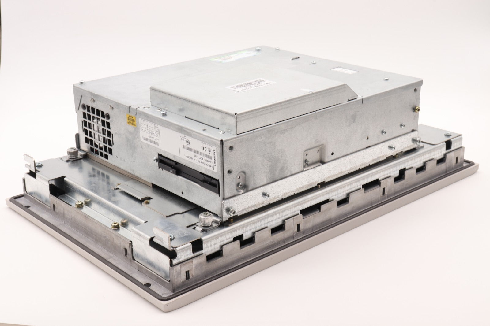 SIEMENS SIMATIC PANEL PC 670 + TOUCH DISLPAY	6AV7724-1BC10-0AB0