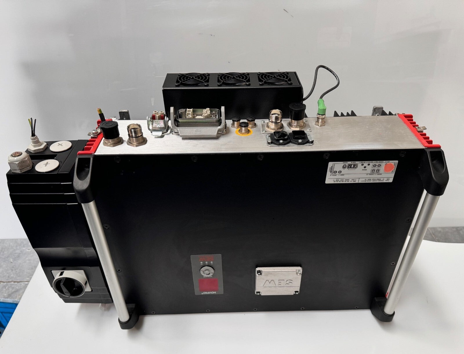 SEW EURODRIVE FIELD INVERTER PHC22A-A150M1-E21A-00/S11 S0# 01.1848214422.005.13