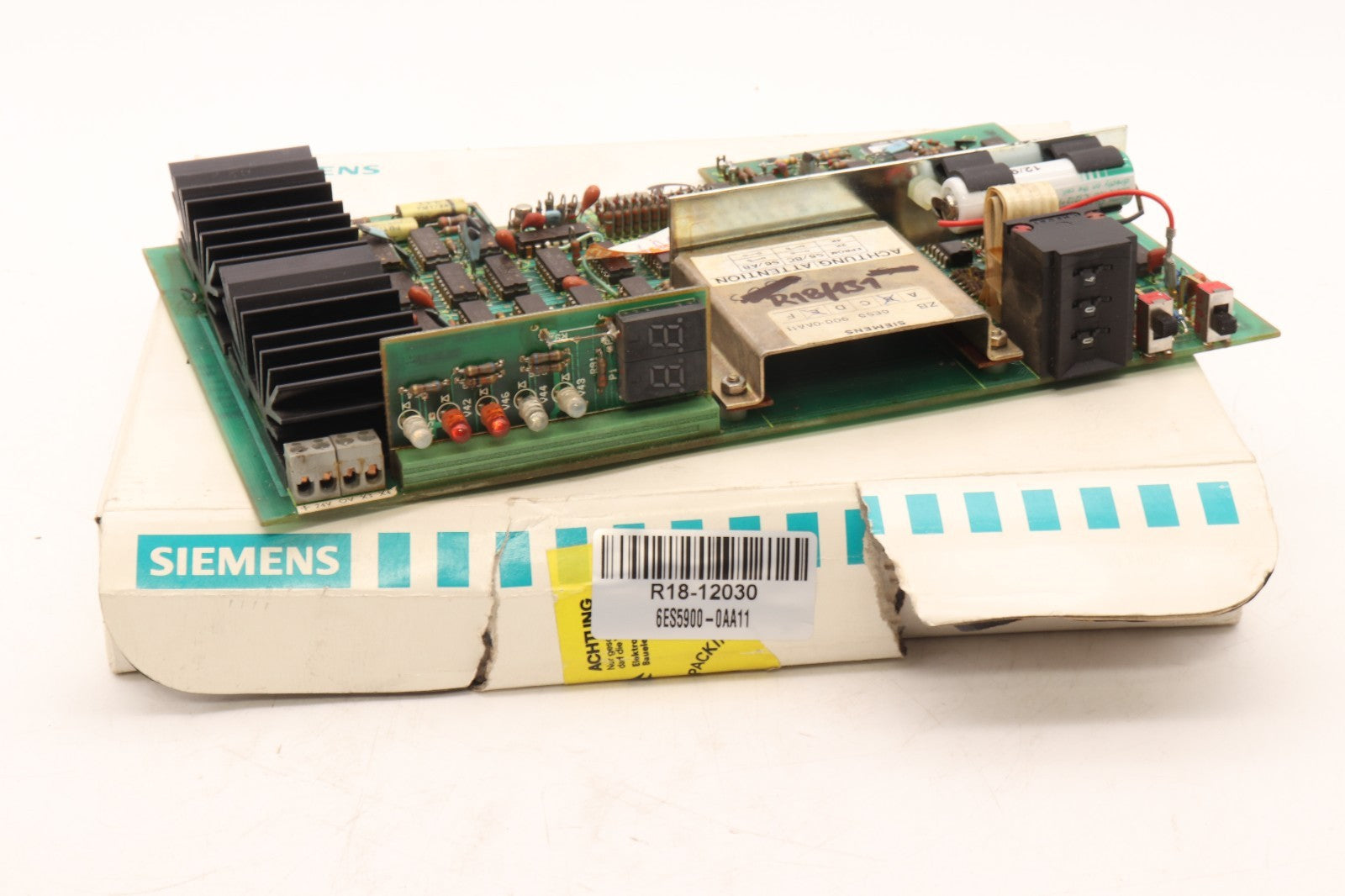 SIEMENS	6ES5900-0AA11