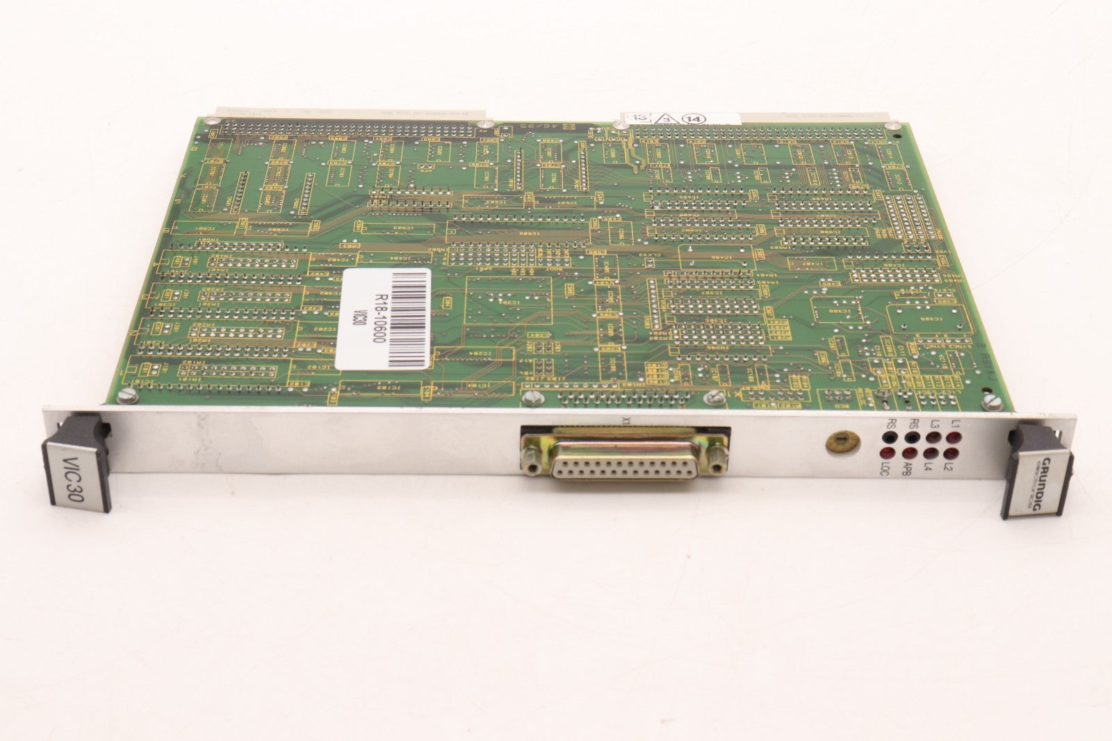 GRUNDIG	VIC30	0.001.952-0