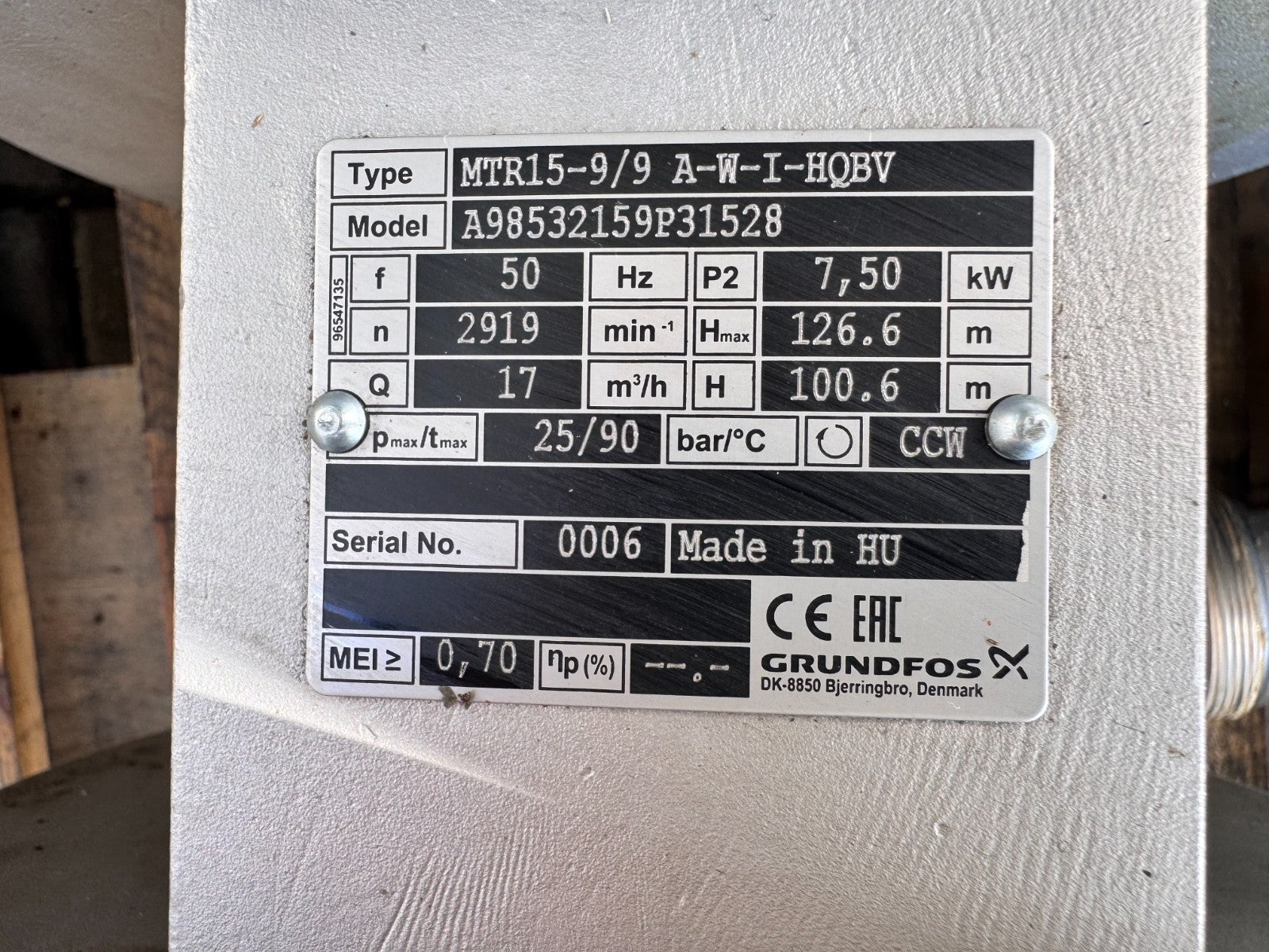 GRUNDFOS	MG132SB2-38FF265-F1 + MTR15-9/9 A-W-I-HQBV	85902899 + A98532159P31528