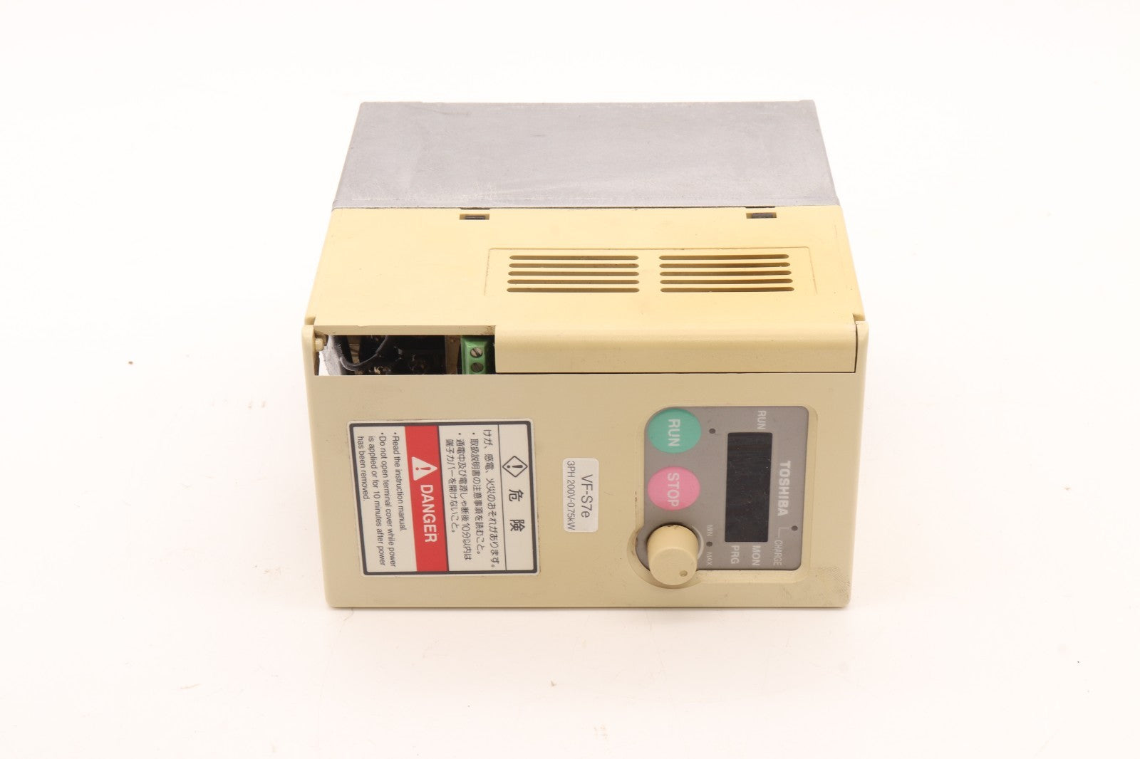 TOSHIBA	VFS7E-2007PY-A4	TRANSISTOR INVERTER