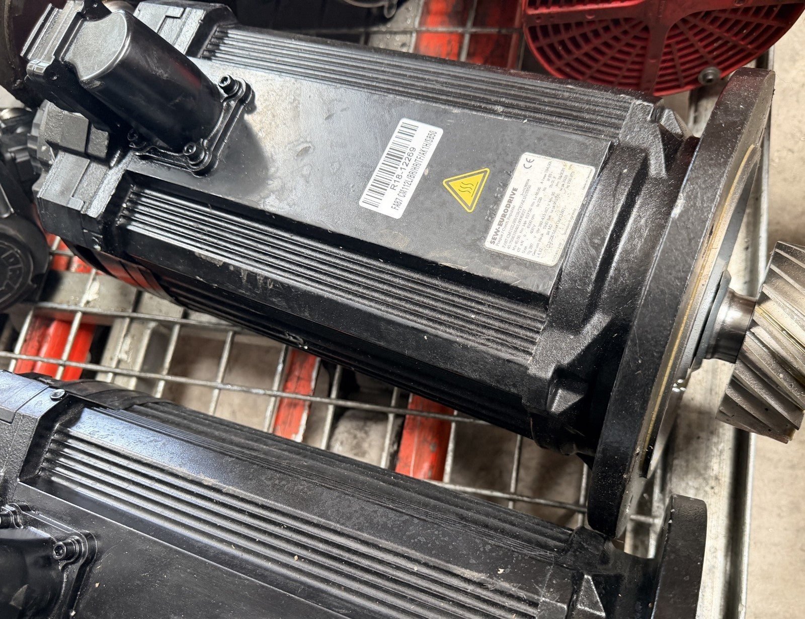 SEW-EURODRIVE	FA87 CM112L/BR/HR/TF/AK1H/SB50	45.7508316401.0006X17