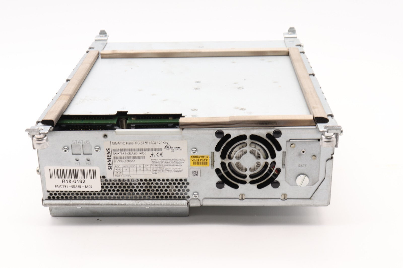 SIEMENS SIMATIC PANEL PC 677B (AC) 12" KEY 6AV7871-0BA20-1AC0