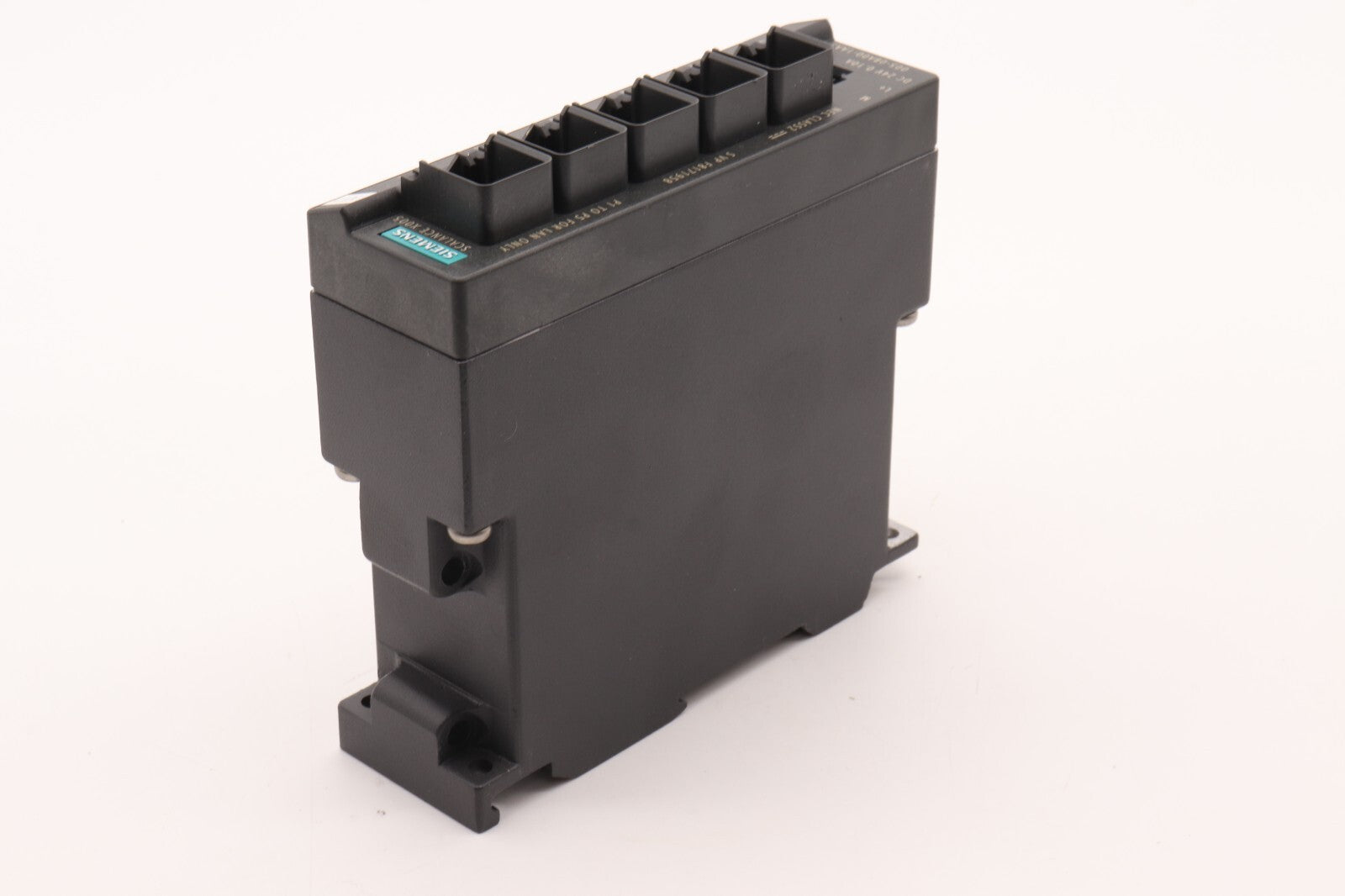 SIEMENS	SIMATIC NET INDUSTRIAL ETHERNET SWITCH SCALANCE X005	6GK5005-0BA00-1AA3
