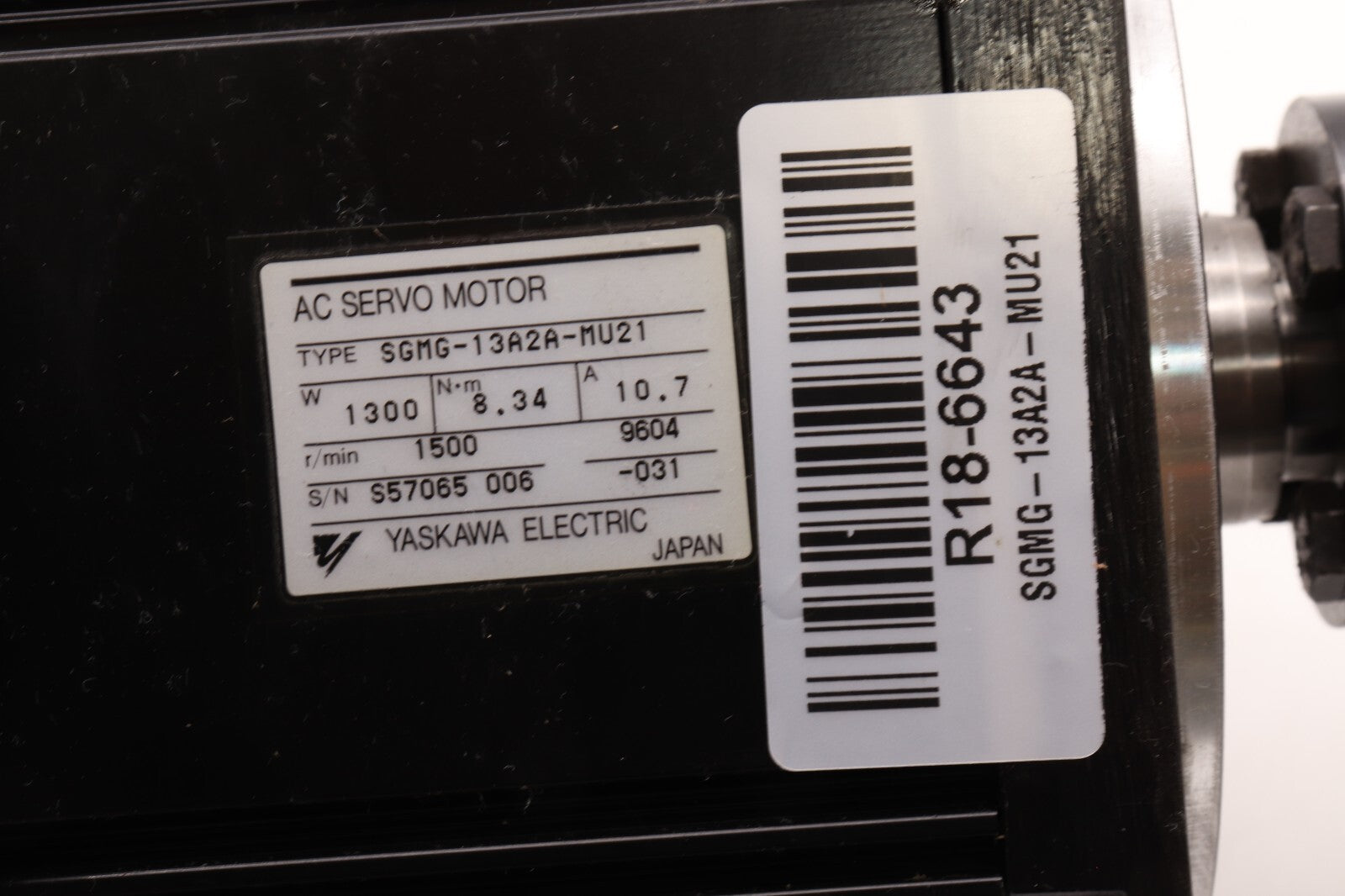 YASKAWA	AC SERVOMOTOR	SGMG-13A2A-MU21