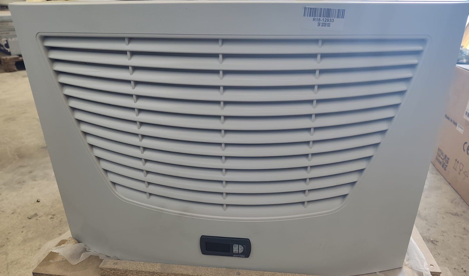 RITTAL  	SK 3209100	AIR WATER HEAT EXCHANGER