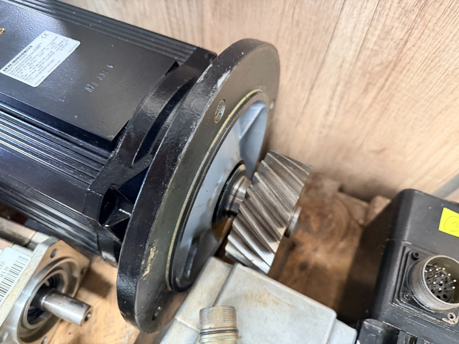 SEW-EURODRIVE	FA87 CM112L/BR/HR/TF/AK1H/SB50	45.7390007501.0003X16