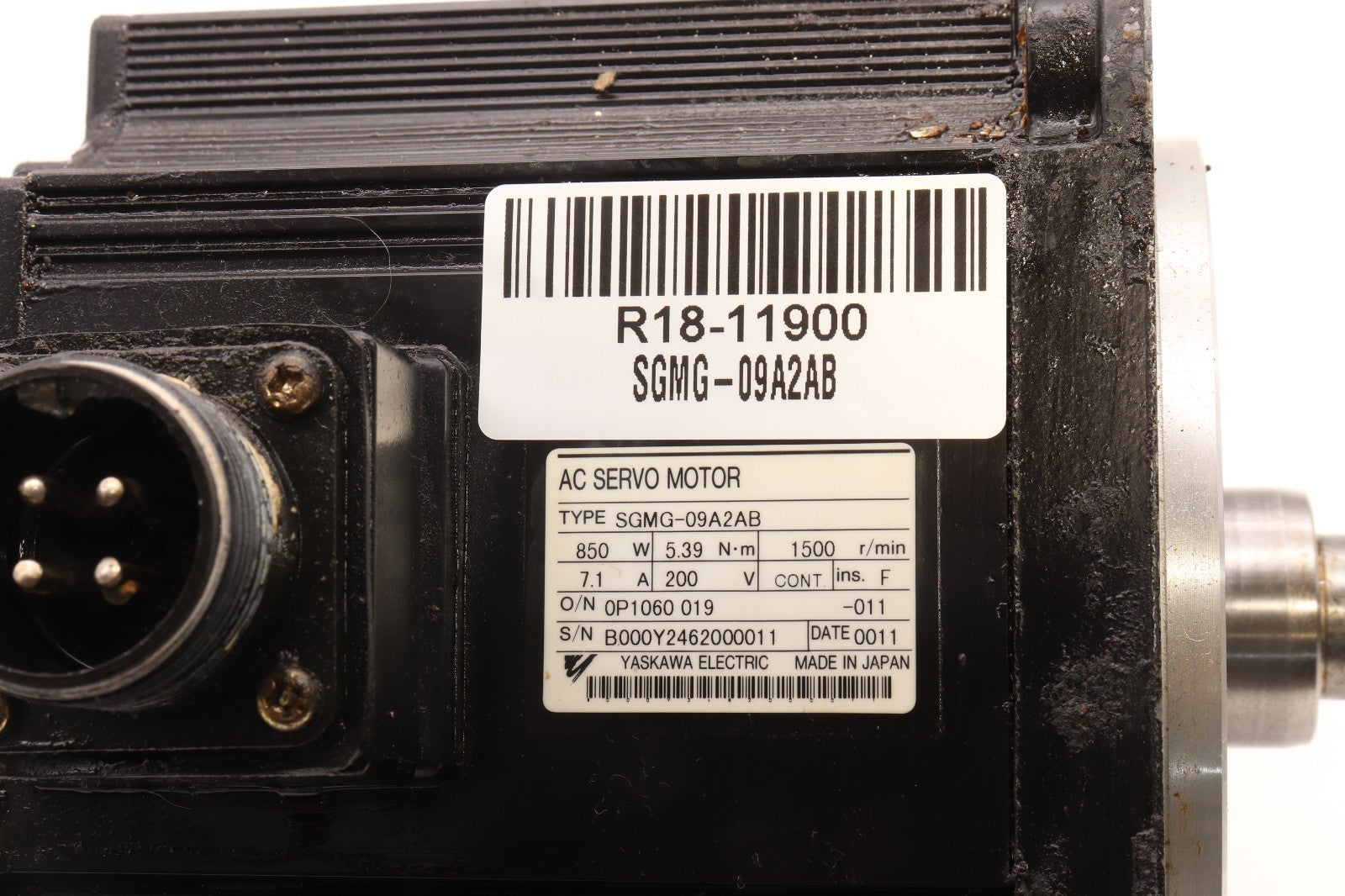 YASKAWA	AC SERVO MOTOR	SGMG-09A2AB
