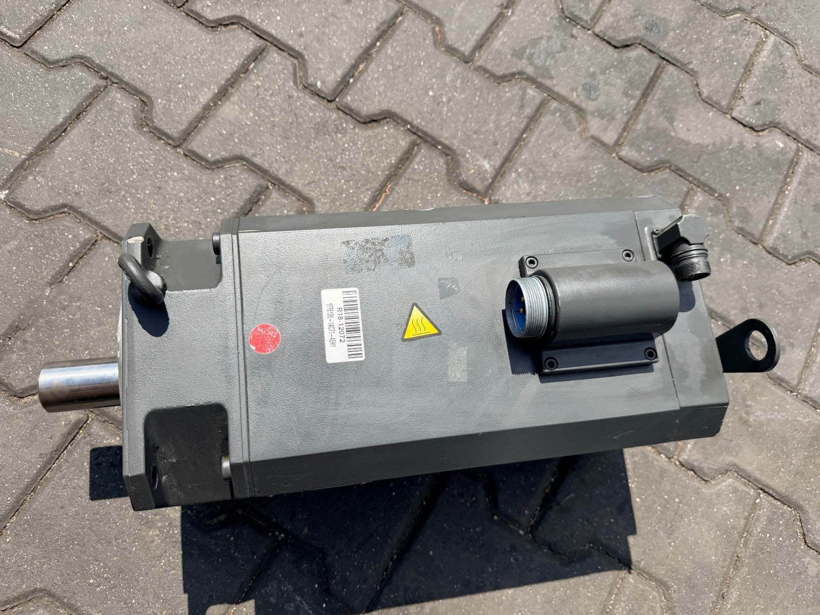 SIEMENS	1FT6105-1AC71-4EH1