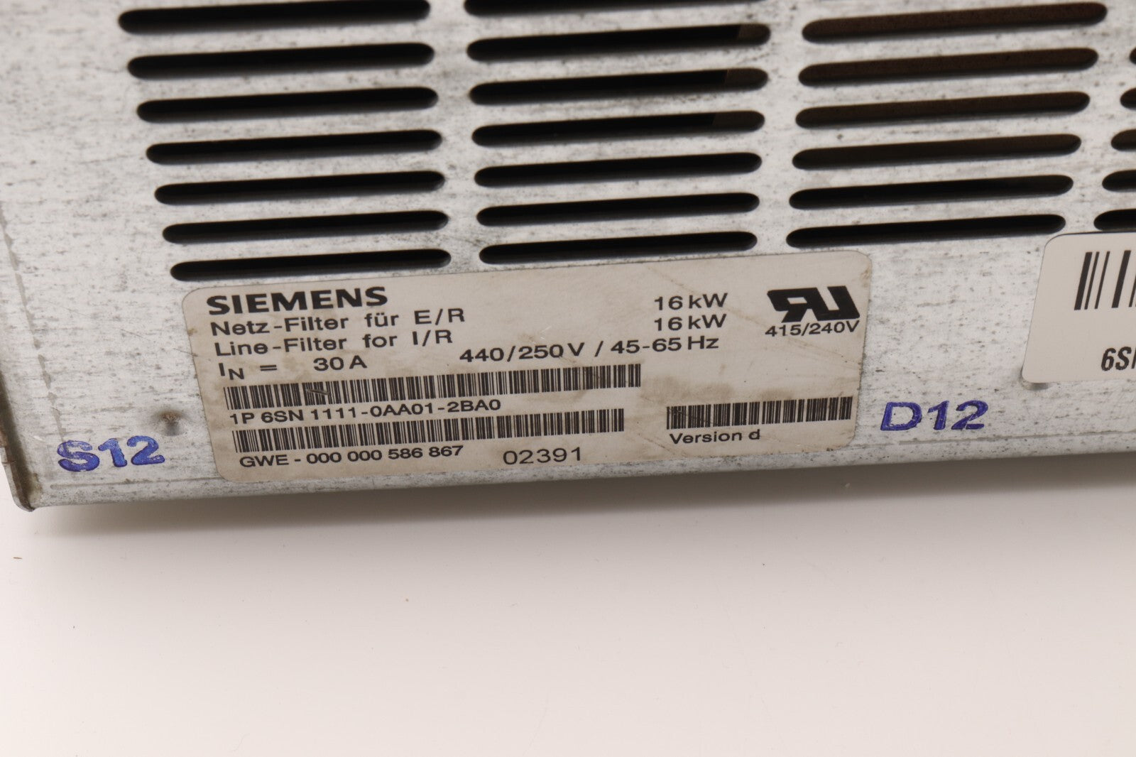 SIEMENS	3 PHASE REACTOR + 6SN1111-0AA01-2BA0	6SN1162-0GA00-0BA0