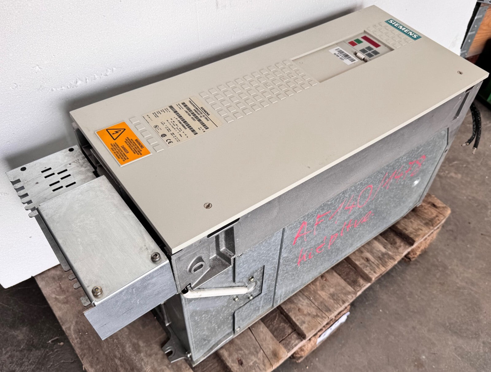 SIEMENS	AC DRIVE SIMOVERT VC	6SE7026-0ED21
