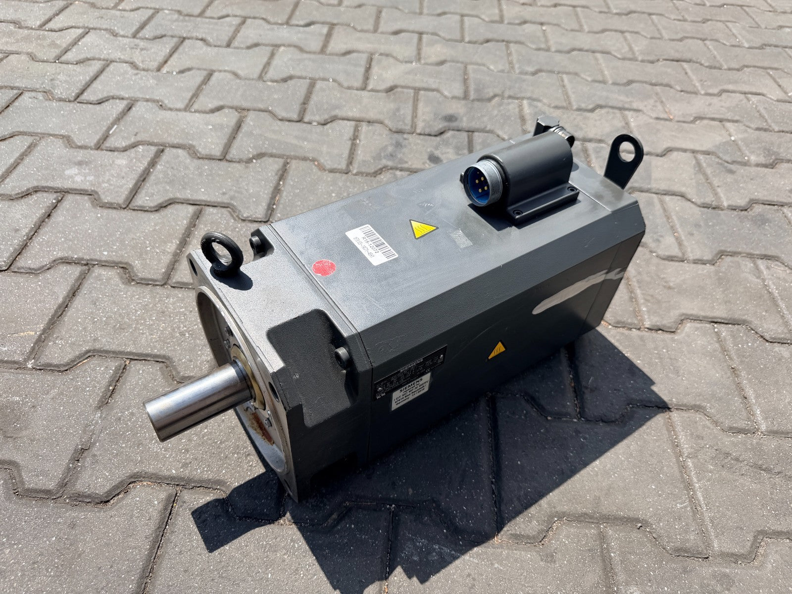 SIEMENS	1FT6105-1AC71-4EH1