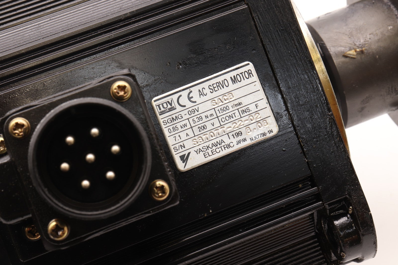 YASKAWA	AC SERVO MOTOR	SGMG-09V SACB
