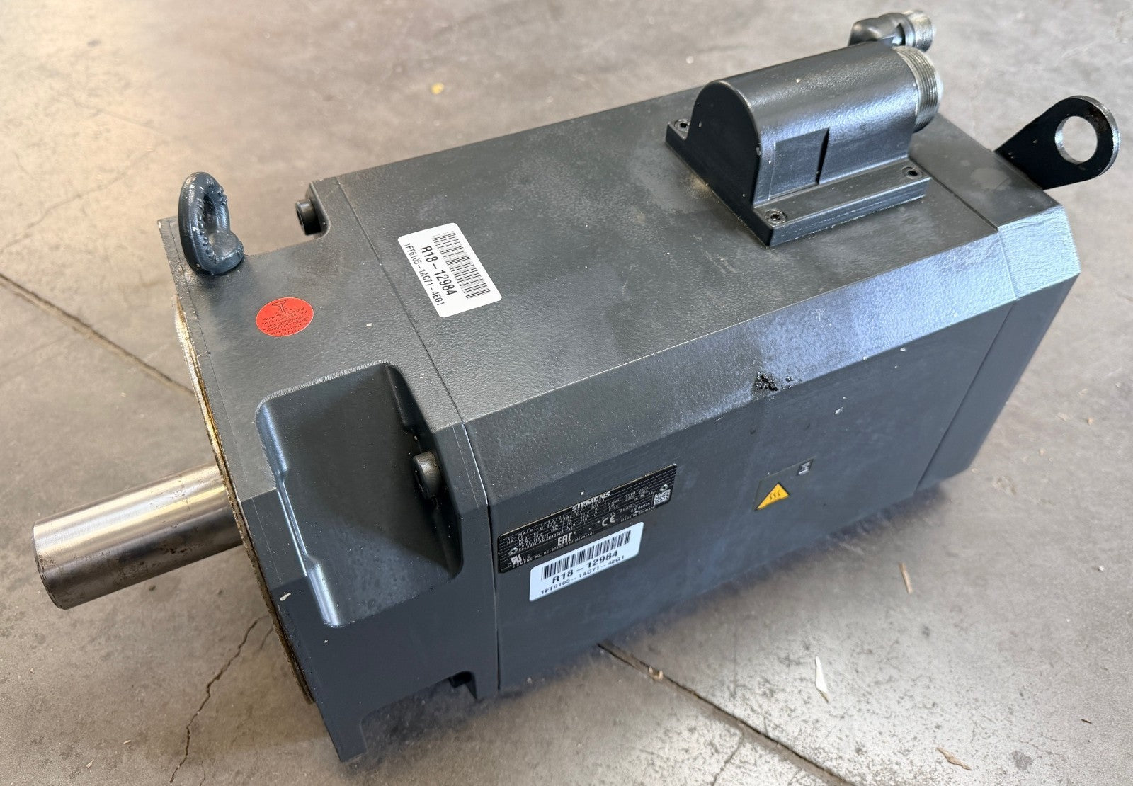 SIEMENS	3 PHASE MOTOR	1FT6105-1AC71-4EG1