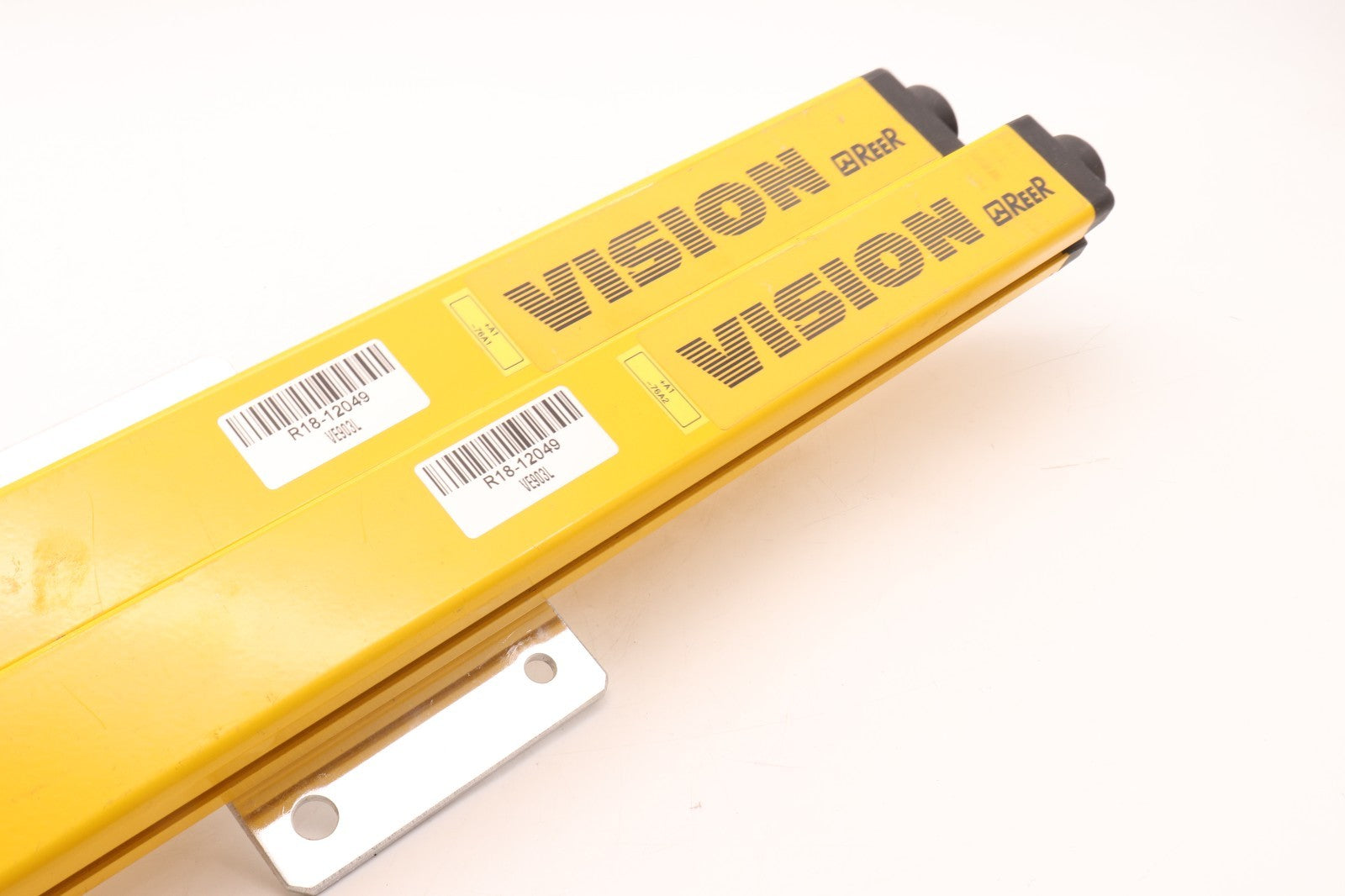 REER	VISION EMITTER VE903L P/N 8012258	+ RECEIVER VR903L P/N 8012259