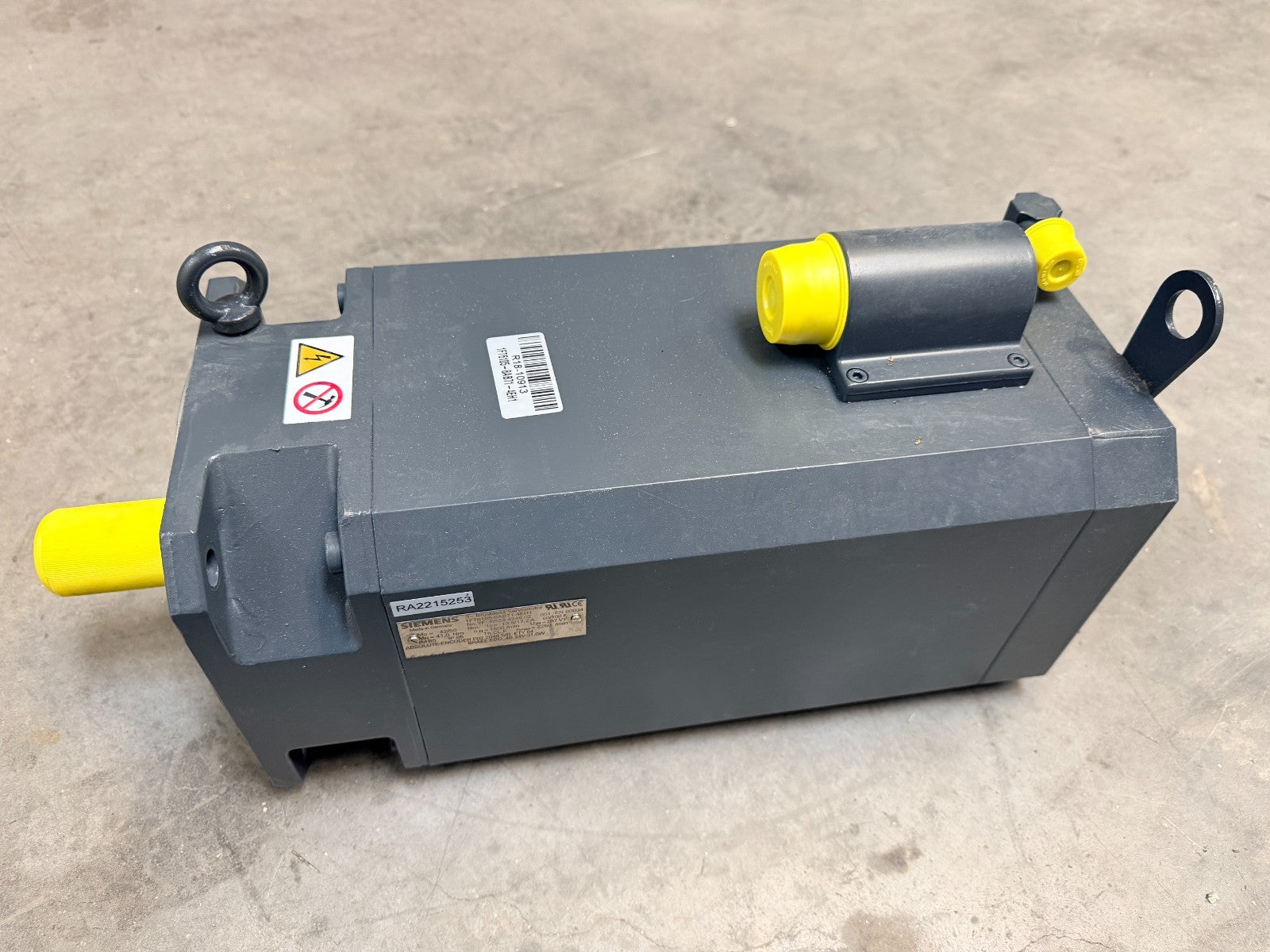 SIEMENS	3 PHASE BRUSHLESS SERVOMOTOR	1FT6105-8AB71-4EH1