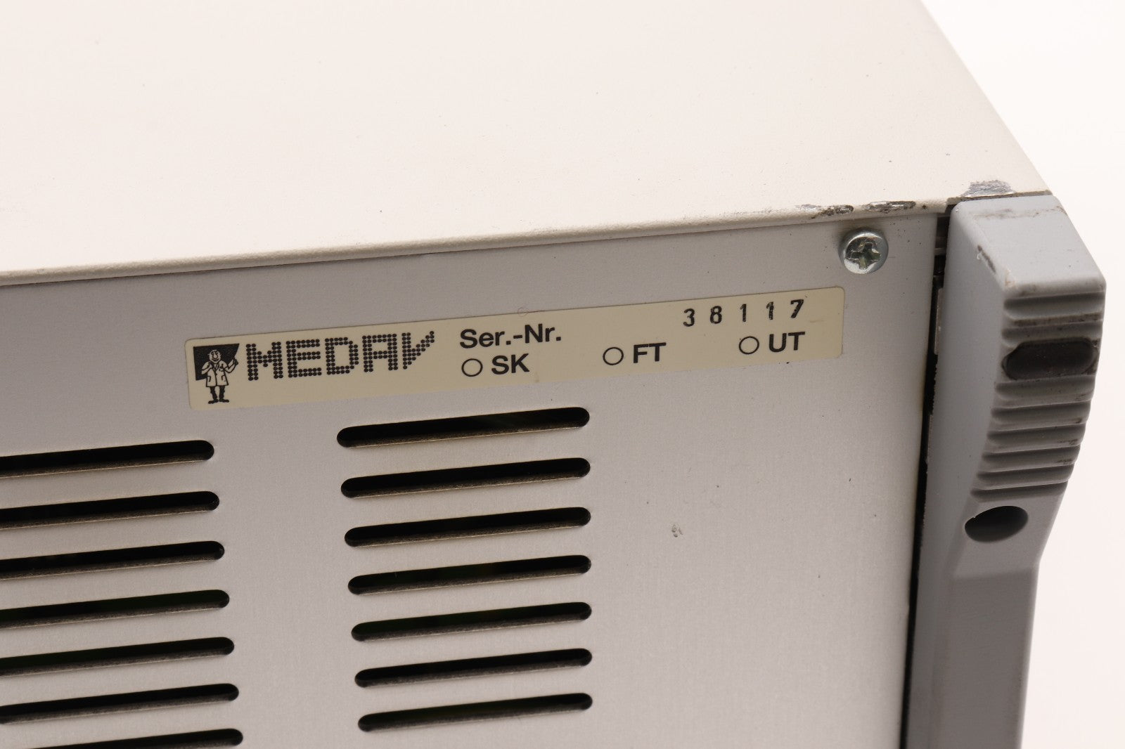 MEDAV  ANOVIS SRD 19" RACK ONLY	GER. NR. 2509 -  R18-9263