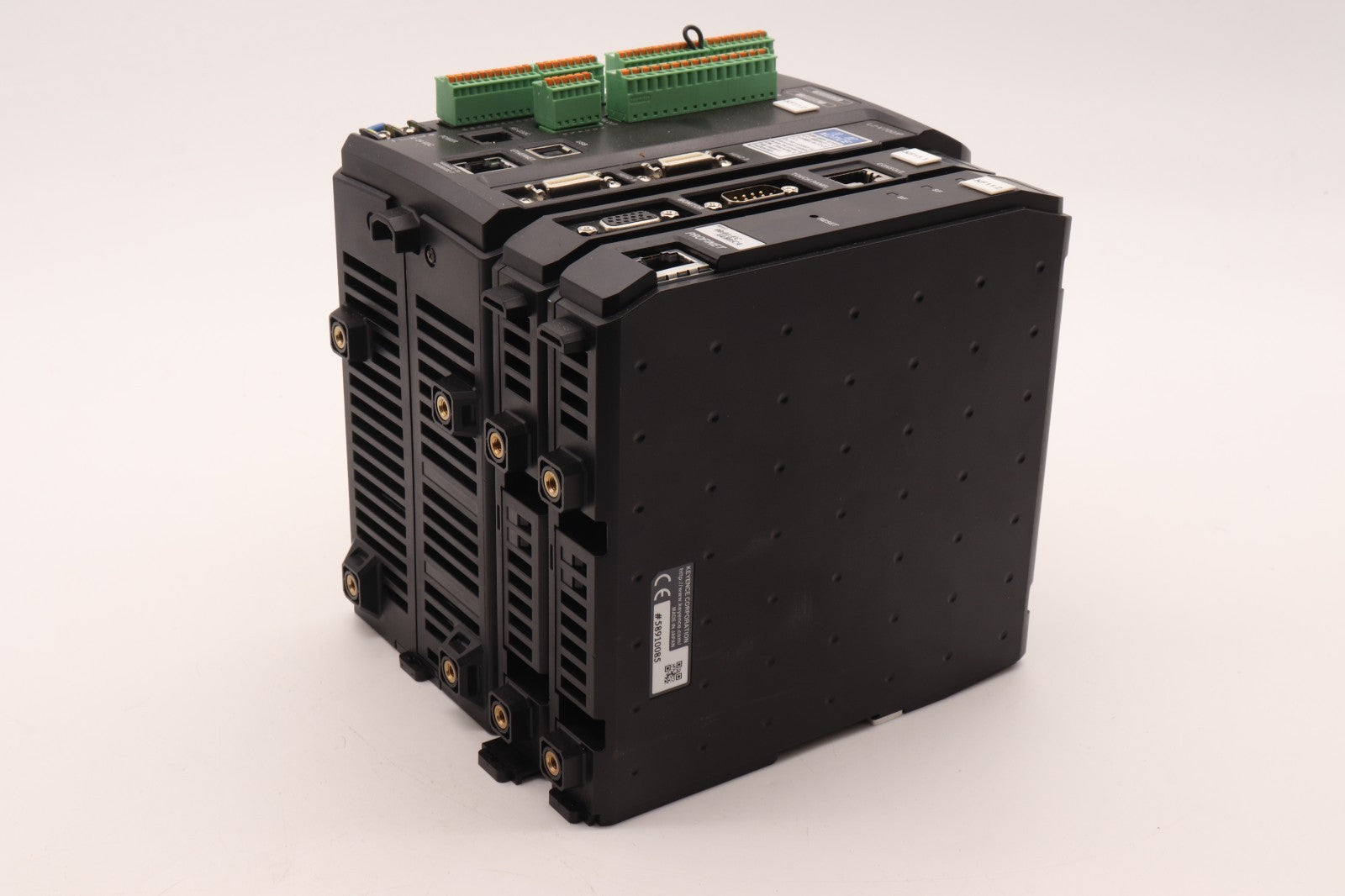 KEYENCE	LJ-V7001P  LJ-VM100 CB-PN100