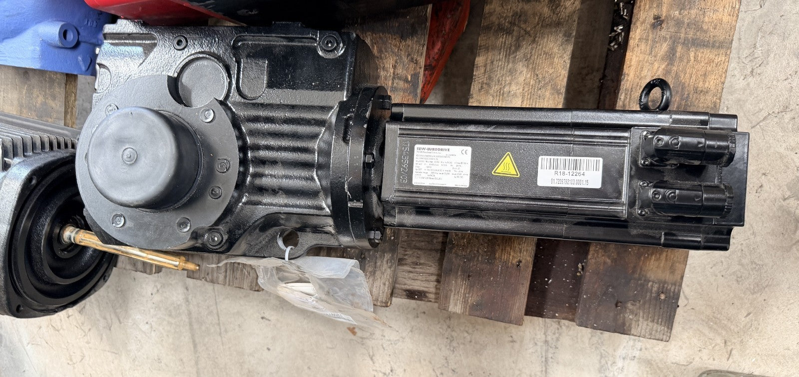 SEW-EURODRIVE	KH57/R CMP71L/BP/KY/AK1H/SB1	01.7209792103.0001.15