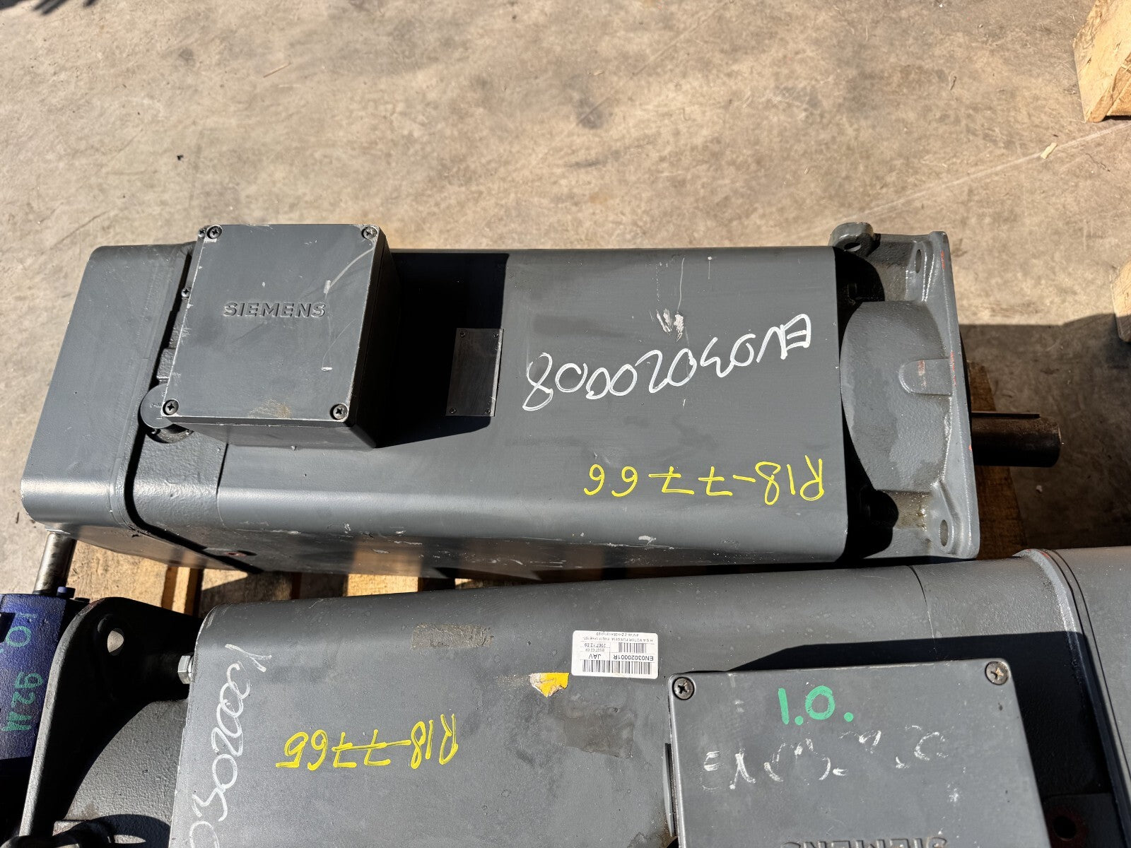 Siemens	1ph6138-4cf46-z