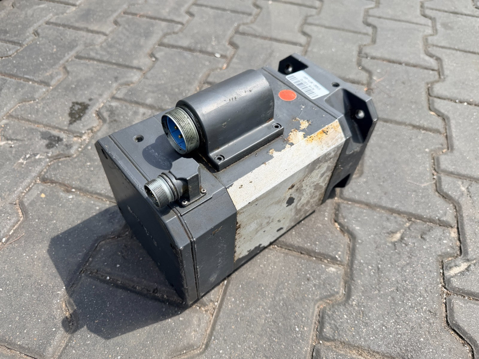 SIEMENS	1FT6082-1AF71-4EH1