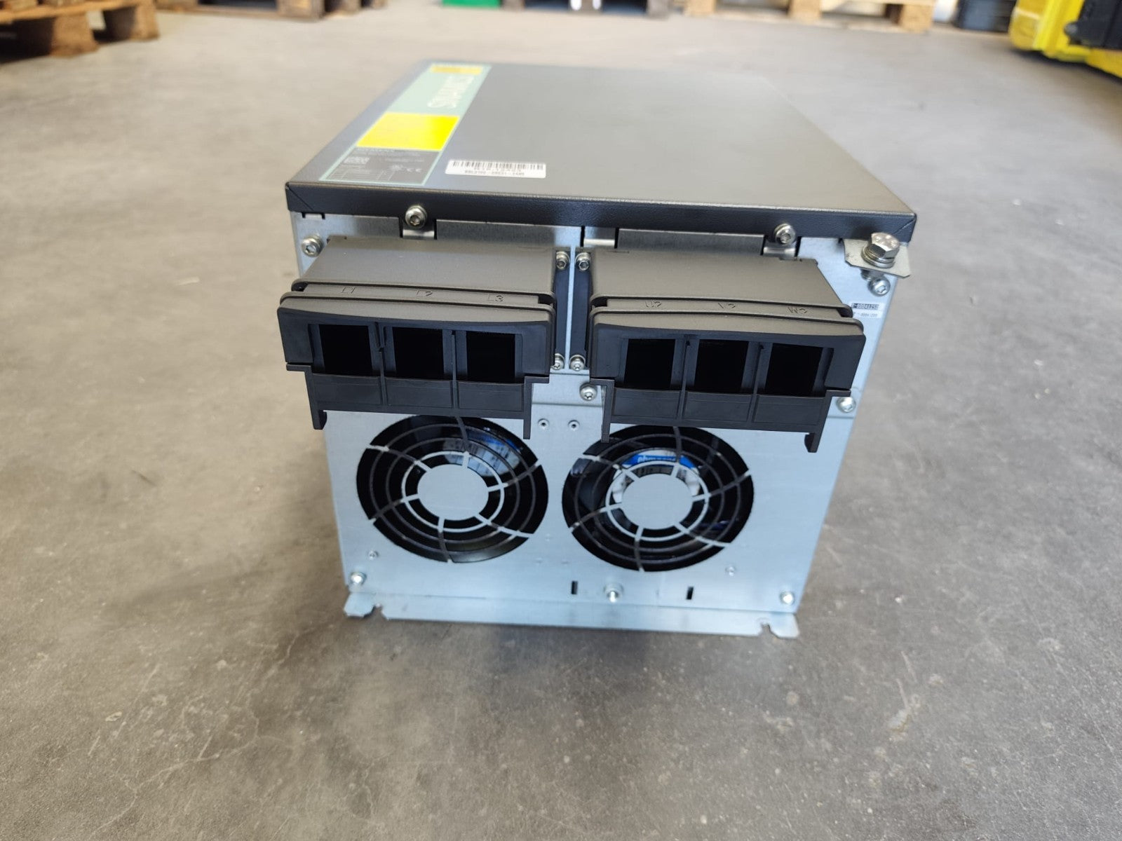 SIEMENS	ACTIVE INTERFACE MODULE 120 KW	6SL3100-0BE31-2AB0