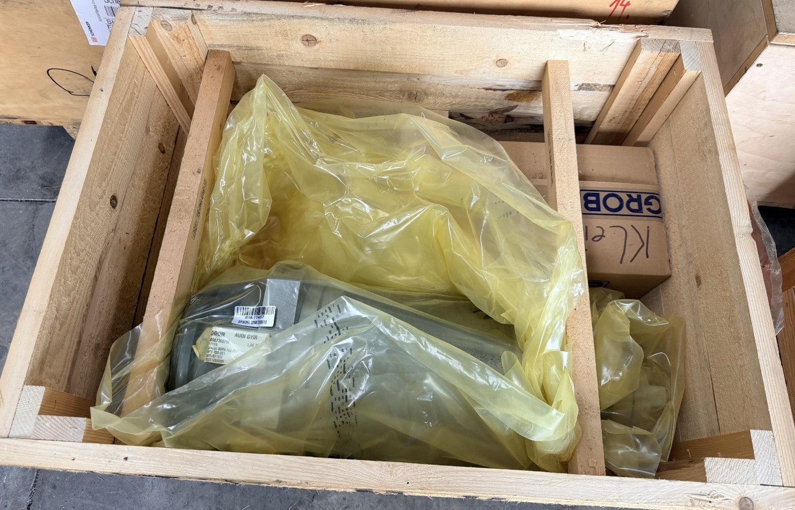 GROB	SPINDEL 30087360/10	717114 BSP6-700-001 4500197182