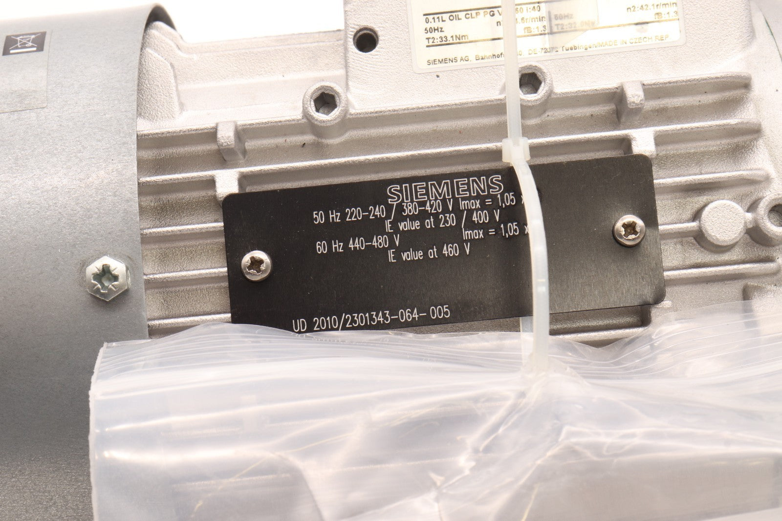 SIEMENS	2KJ3731-1BD22-2AE1-Z	S19-LEI63ZMH4E 1LE10010BB322KA4-Z