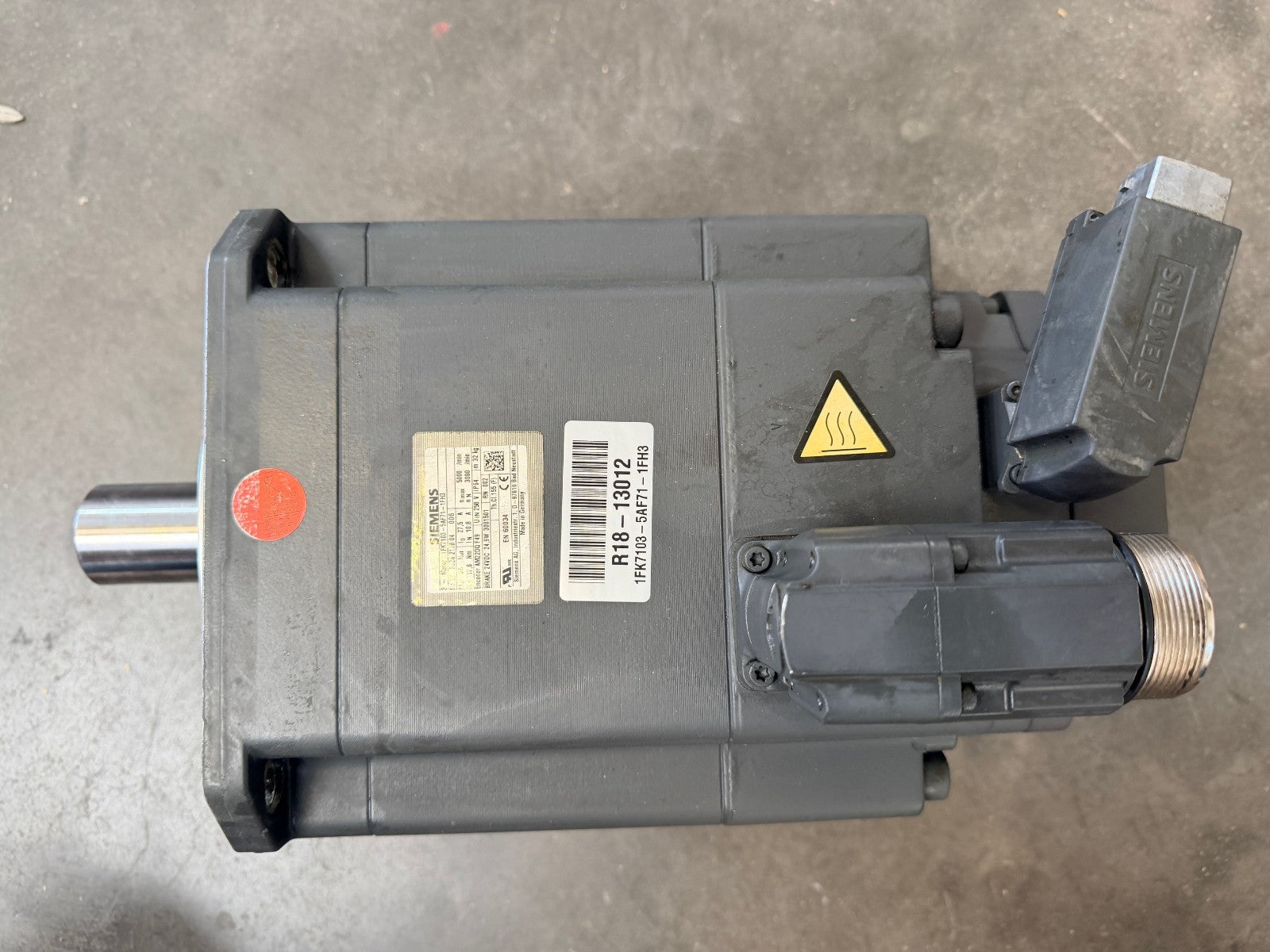 SIEMENS	3 PHASE MOTOR	1FK7103-5AF71-1FH3