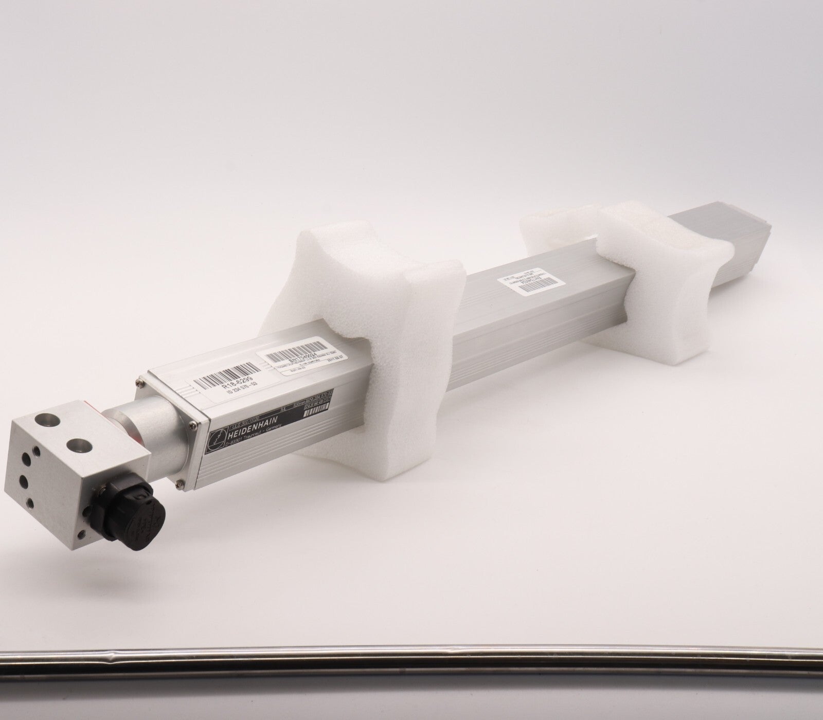 HEIDENHAIN ULS 300/0020 ML 520MM D-83301 ID 234 570-53