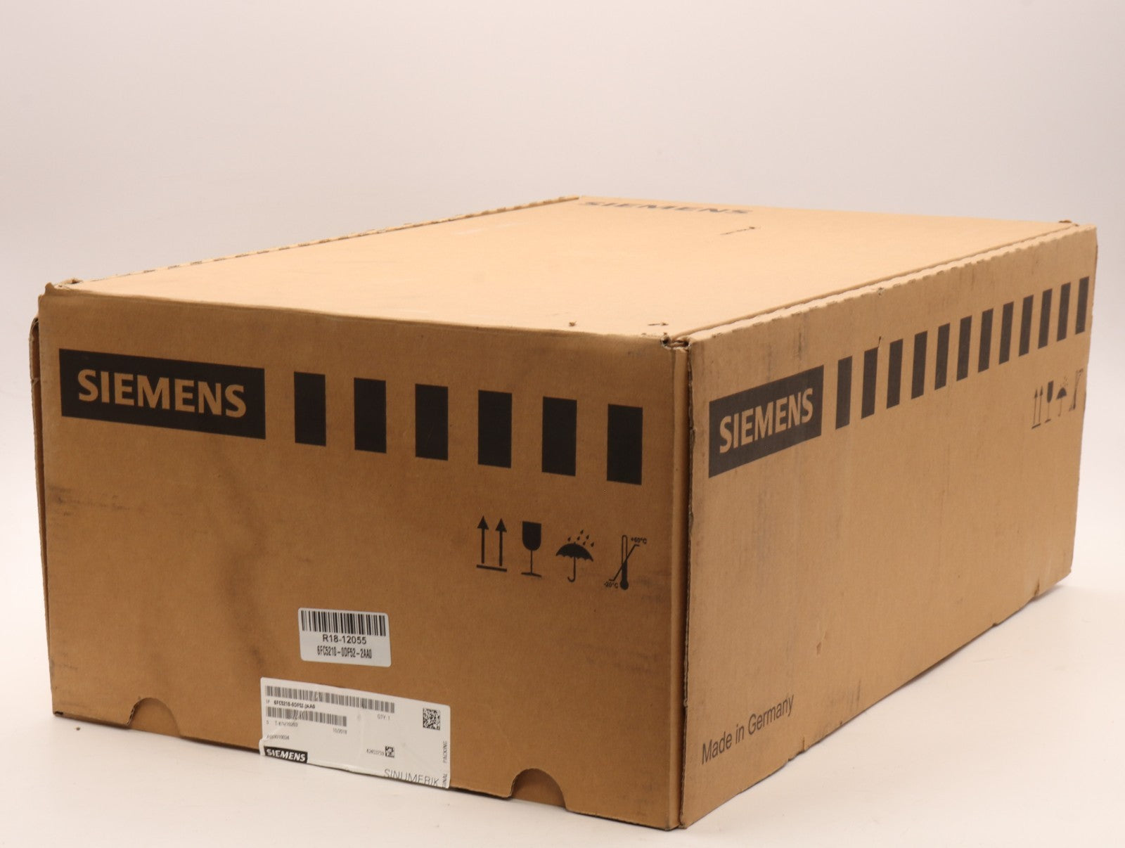 SIEMENS	SINUMERIK PCU 50-5C ORIGINAL BOX WITH ACCESSORIES	6FC5210-0DF52-2AA0