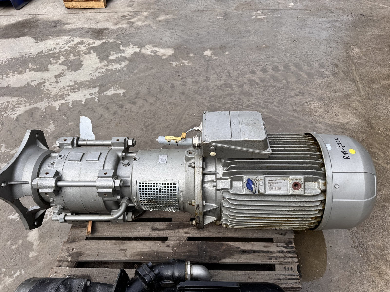 Ksb	1pc30382ba234da5	Ksb mtc v 65/3d-6.1 10.68