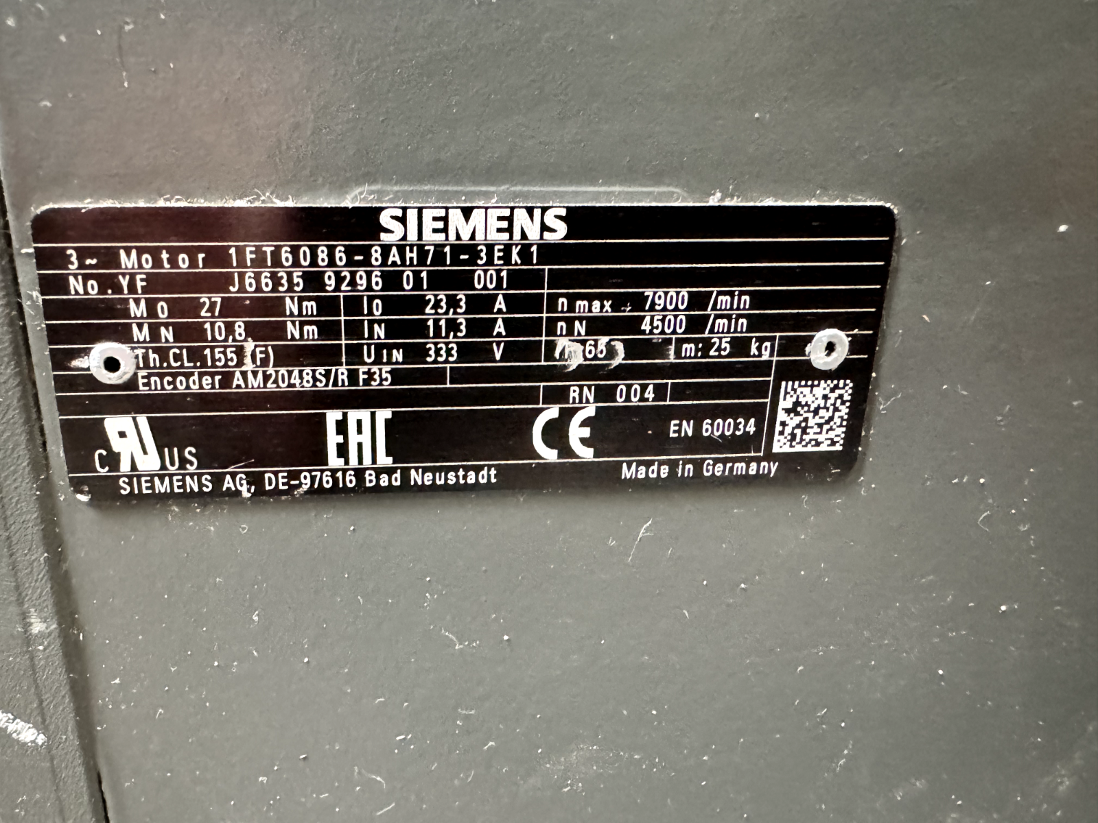 SIEMENS 3 PHASE MOTOR 1FT6086-8AH71-3EK1