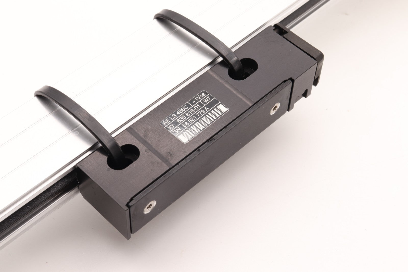 HEIDENHAIN  LS 487C ML 570MM	ID 572 249-11