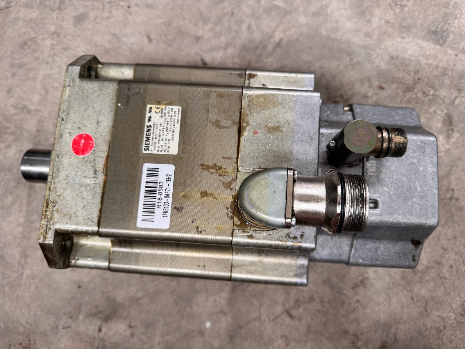 SIEMENS	3 PHASE BRUSHLESS SERVOMOTOR	1FK6103-8AF71-1EH2
