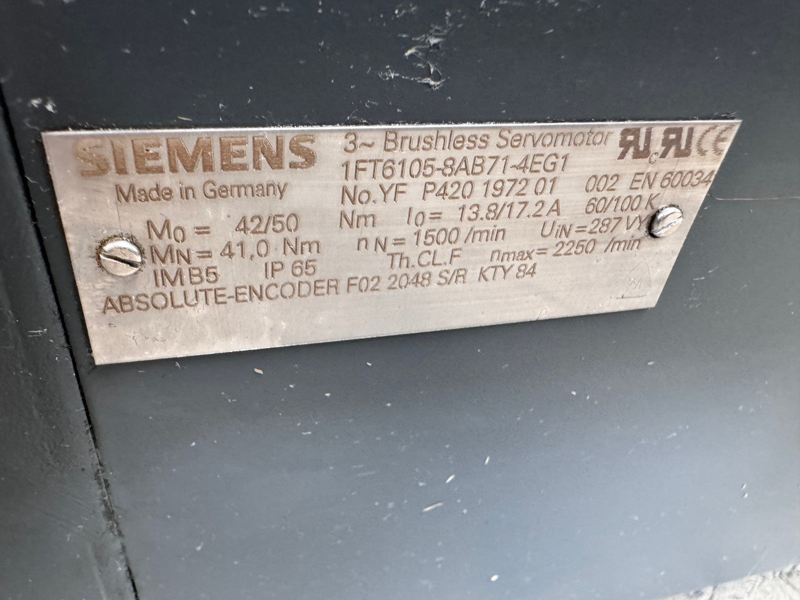SIEMENS	3 PHASE BRUSHLESS SERVOMOTOR	1FT6105-8AB71-4EG1