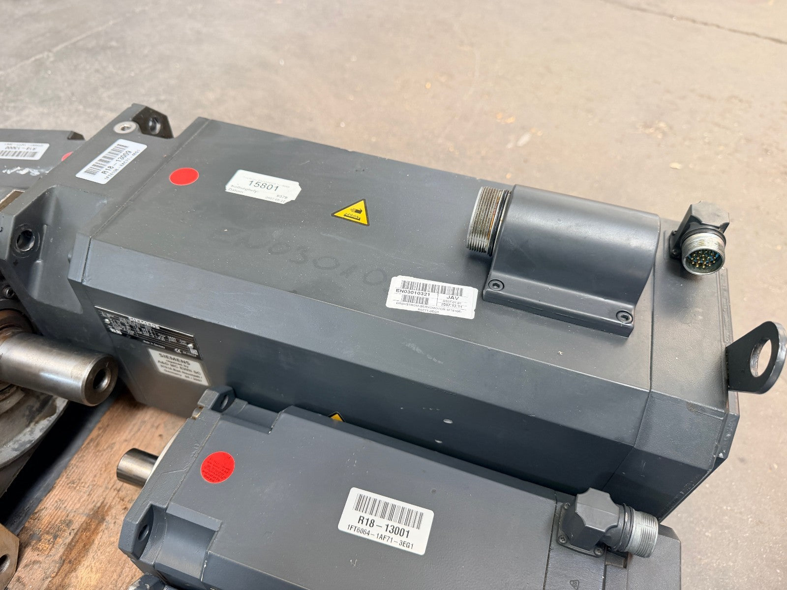 SIEMENS	3 PHASE MOTOR	1FT6108-8AC71-4EG1