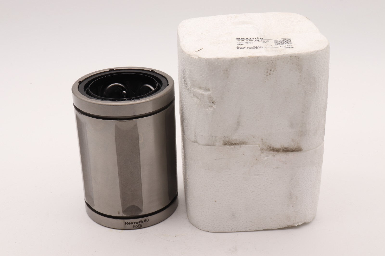 REXROTH BOSCH STD LINEAR BUSHING KBM-60-DD R010	R060206010