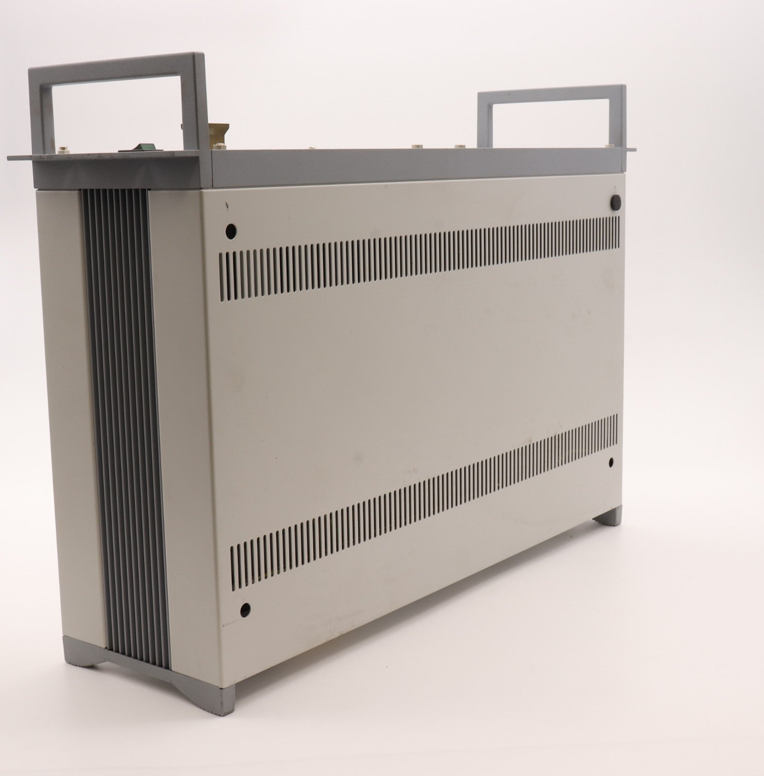 MEDAV  ANOVIS SRD 19" RACK ONLY	GER. NR. 2509 -  R18-9263