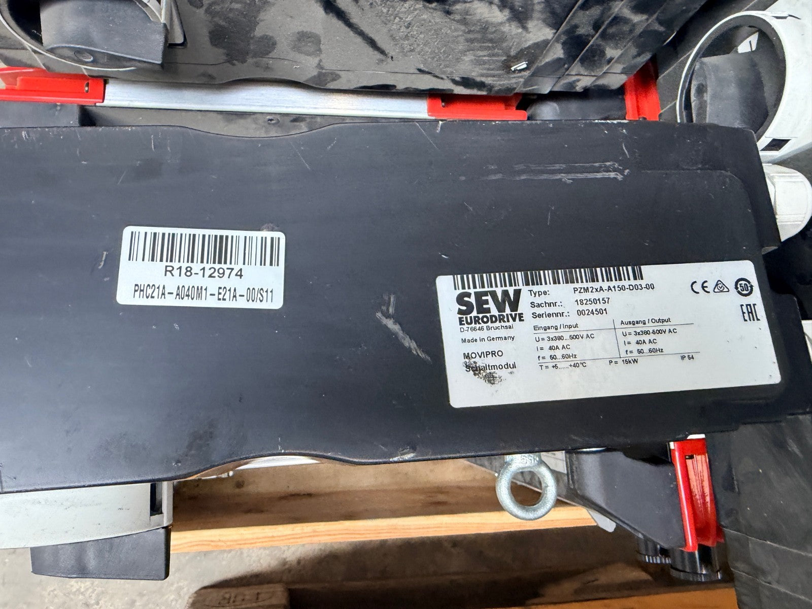 SEW EURODRIVE	PHC21A-A040M1-E21A-00/S11	01.7555348811.0001.18