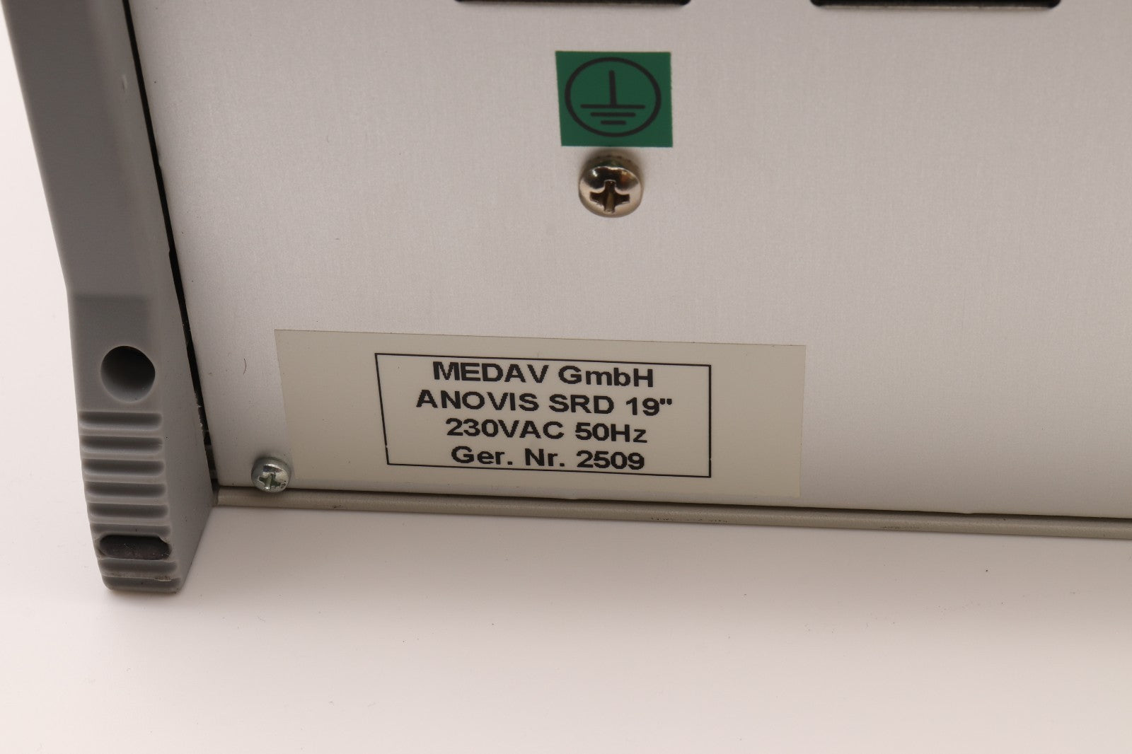 MEDAV  ANOVIS SRD 19" RACK ONLY	GER. NR. 2509 -  R18-9263