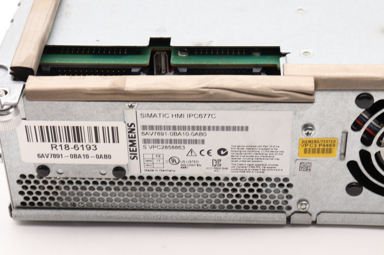 SIEMENS SIMATIC HMI IPC677C 6AV7891-0BA10-0AB0